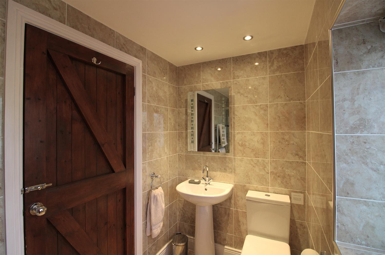 Bathroom 3, Bridge House, Northumberland