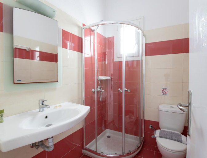 Bathroom 4, Cyclades Studios, South Aegean