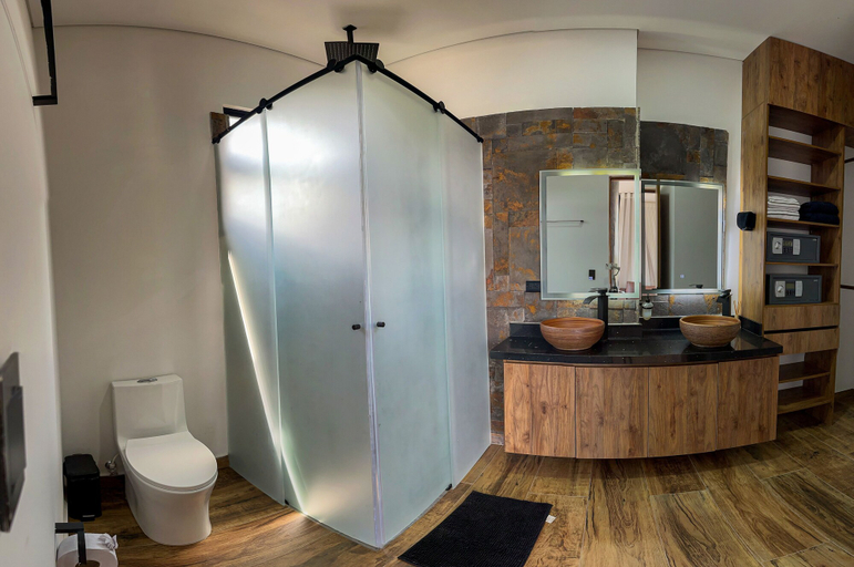Bathroom 4, Vivanti Resort, Peñol