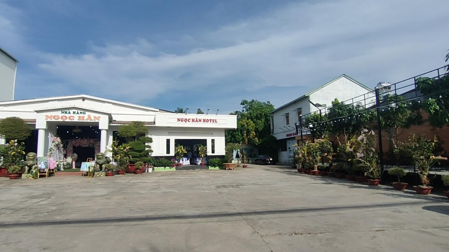 Exterior & Views 1, Khach San Ngoc Han, Tịnh Biên