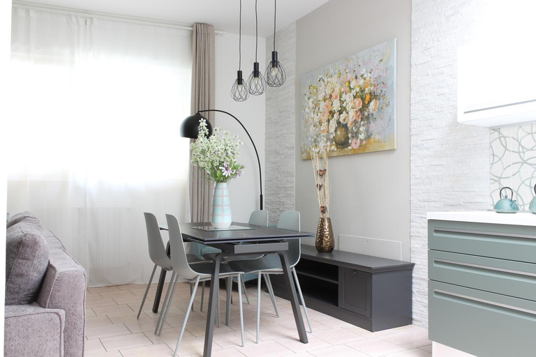 Dining Room 6
