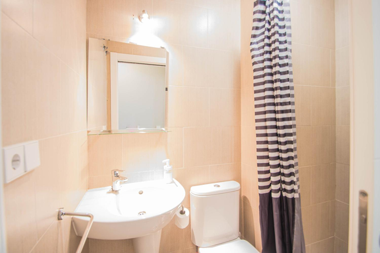 Bathroom 4, Recogidas Apartment 23, Granada
