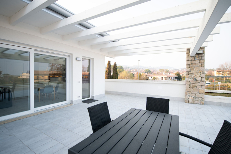 Terrace/patio 5, Attico Vista Castello, Brescia