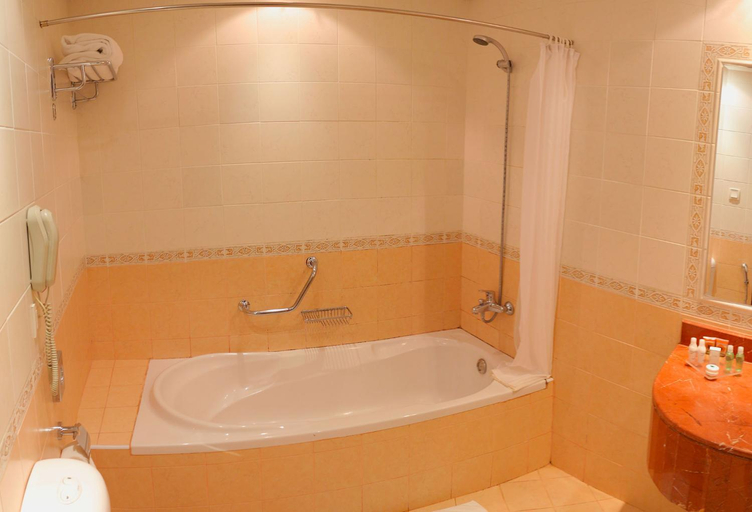 Bathroom 5, Sharjah Premiere Hotel & Resort, Sharjah City