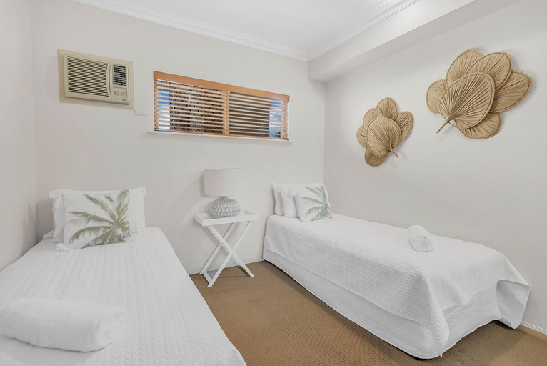 Bedroom 3, Whitefield Waters- resort living, Cairns