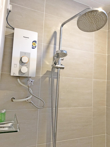 Bathroom 4, Seaview Apartment, Langkawi