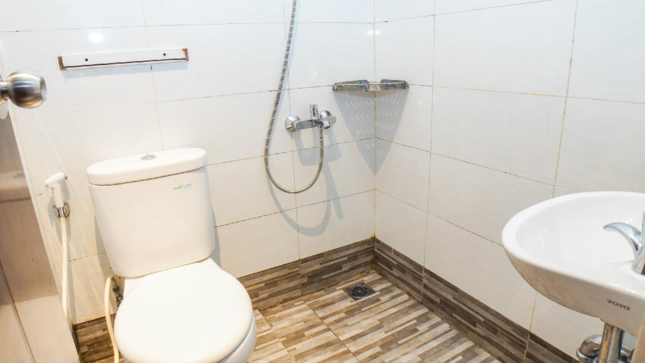 Bathroom 5, Rukost Exclusive Columbus 3, Karawang