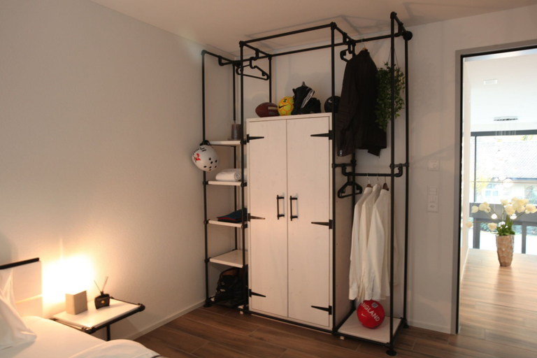Bathroom 3, Nest - Lauriedstrasse 7, Zug