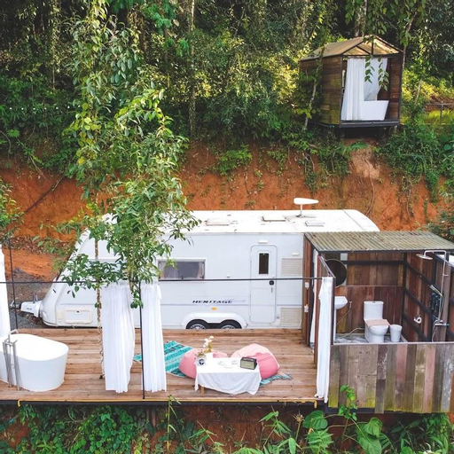 Reverie Camp, K. Mae On