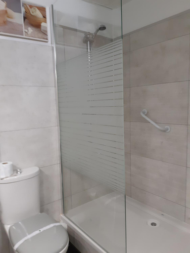Bathroom 4, HOTEL AEROTEL l’étape du silence, Yvelines