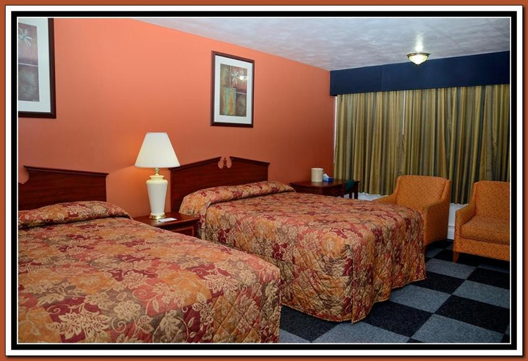 Bedroom 4, The Cardinal Inn, Page