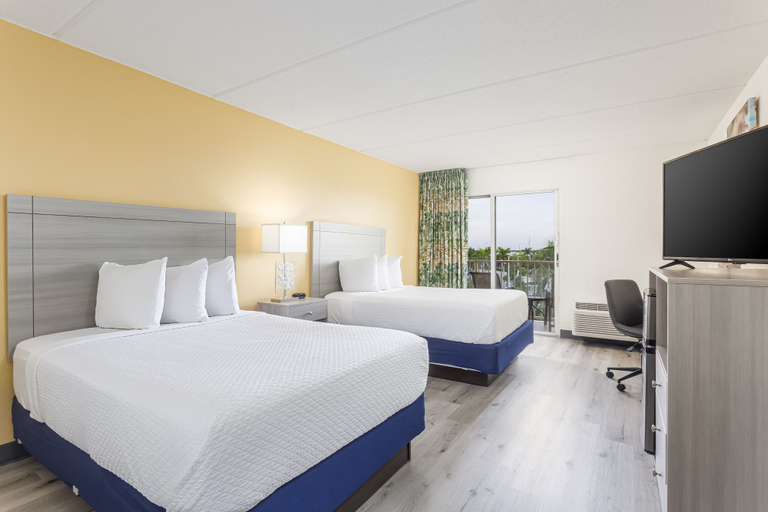 Bedroom 2, Hutchinson Island Hotel, Saint Lucie