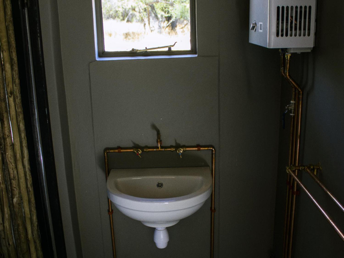 Bathroom 1, TimBila Camp Namibia, Omaruru