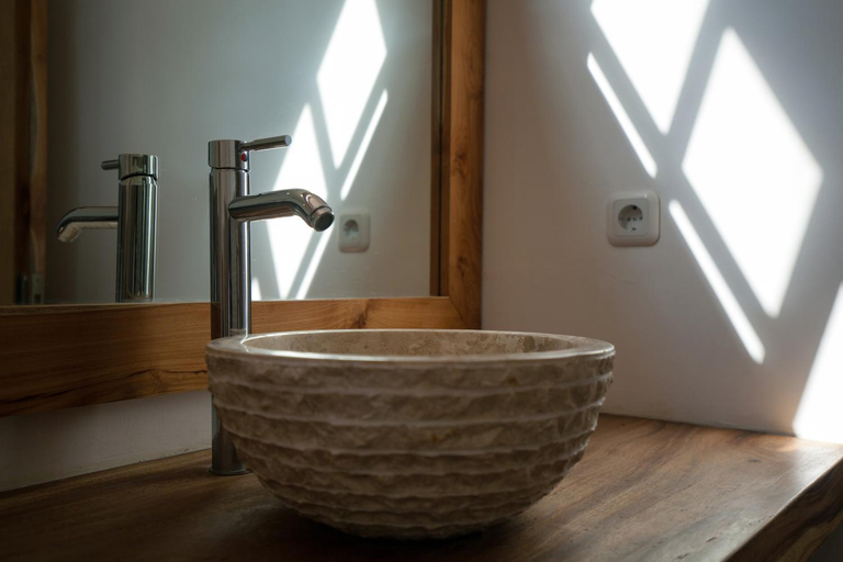 Bathroom 4, Villa Luna Sunset Beach, Lombok
