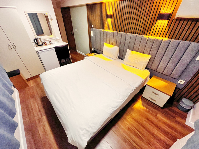Bedroom 5, Naila Hotel, Bakırköy