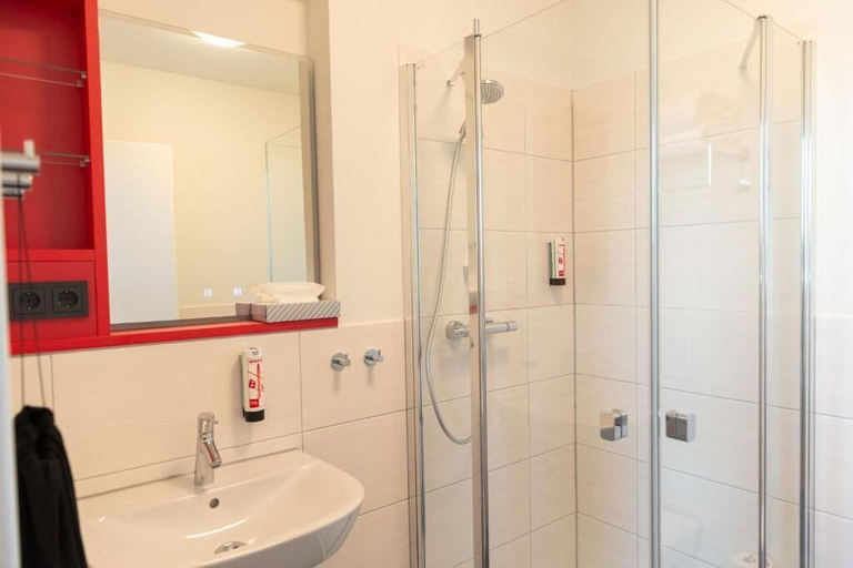 Bathroom 5, havenhostel Bremerhaven, Bremerhaven