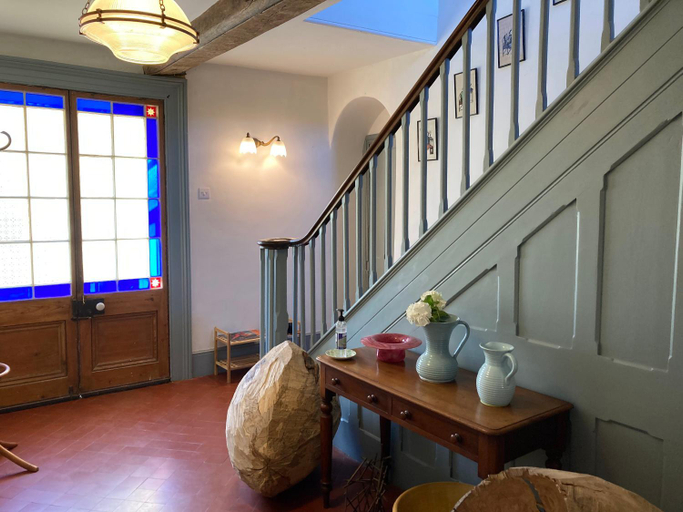Public Area 2, Frizenham Farmhouse B&B, Devon