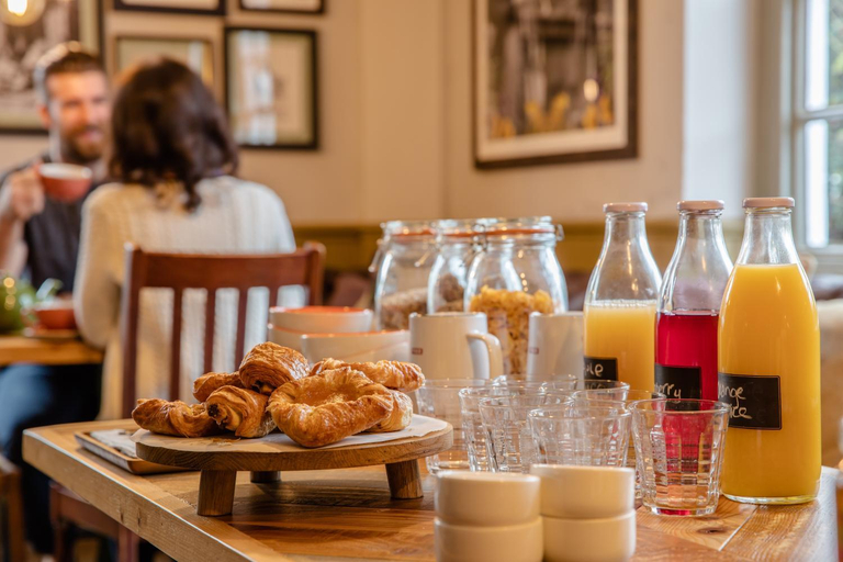 Food & Drinks 5, The Bear Esher, Surrey