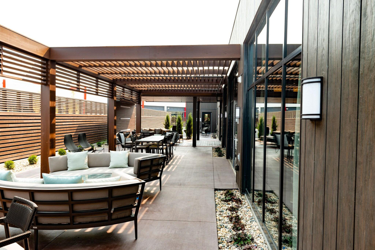 Food & Drinks 4, Courtyard Omaha East/Council Bluffs, IA, Pottawattamie