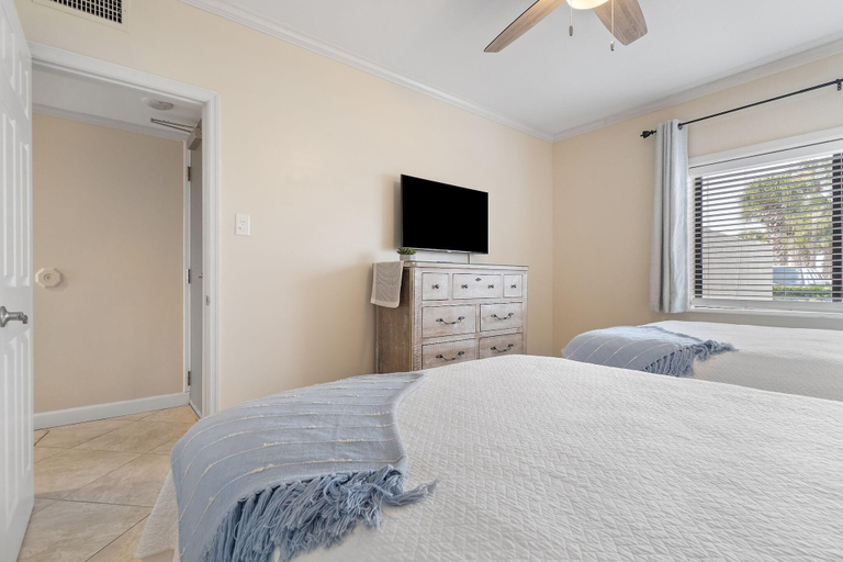 Bedroom 3, Shipwatch B101, Escambia