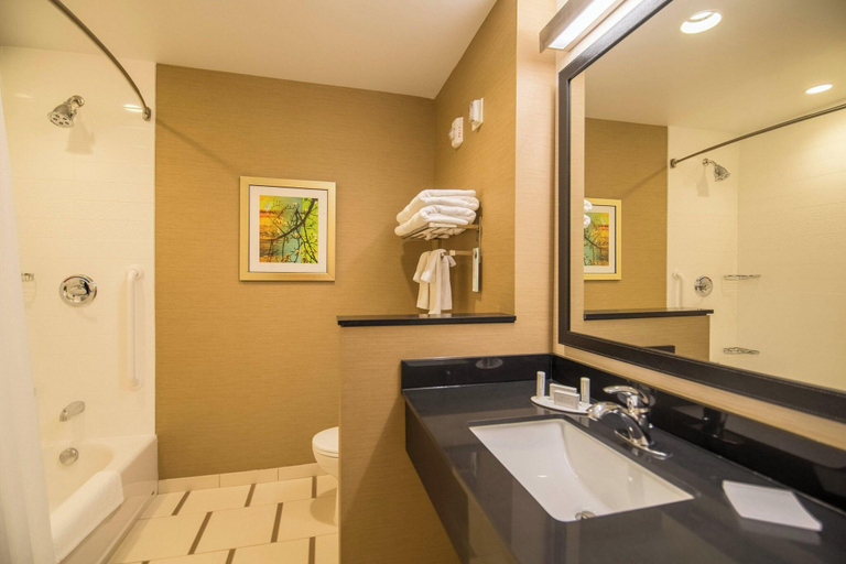 Bathroom 4, Fairfield Inn & Suites Provo Orem, Utah