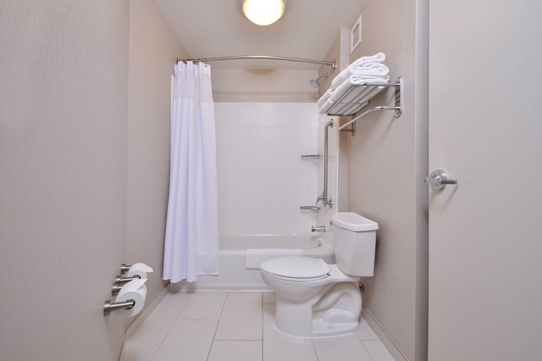 Bathroom 4, SpringHill Suites Fairfax Fair Oaks, Fairfax