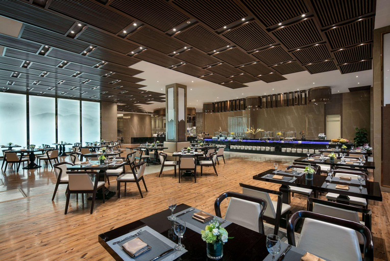 Food & Drinks 5, Ramada by Wyndham Wuhan Dongxihu, Wuhan