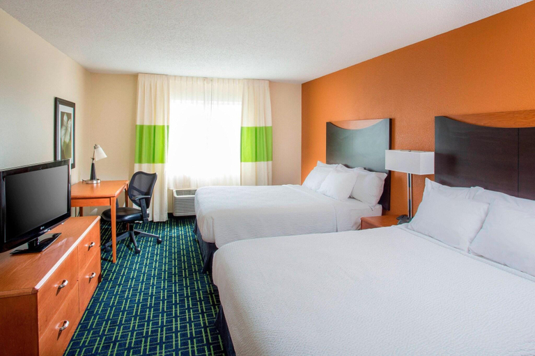 Bedroom 3, Fairfield Inn Middletown Monroe, Butler