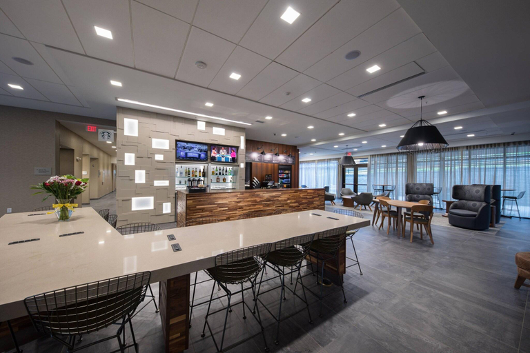 Food & Drinks 5, Courtyard By Marriott Russellville, Pope