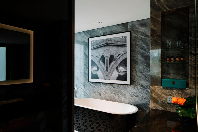 Bathroom 8