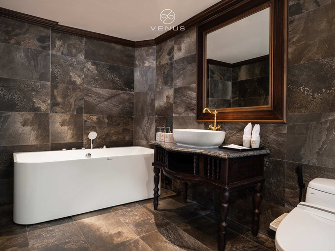 Bathroom 5, Venus Cruises Halong Bay by Venus Group, Hạ Long
