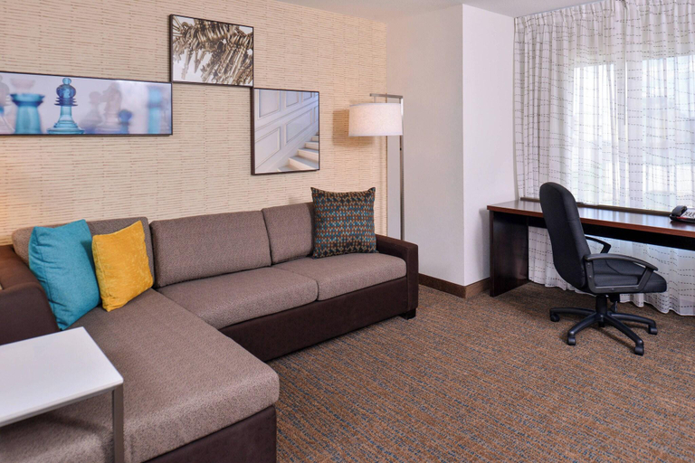 Bedroom 4, Residence Inn Cedar Rapids South, Linn