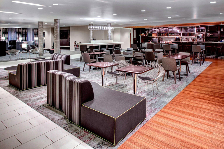 Food & Drinks 5, Courtyard Richmond North/Glen Allen, Henrico