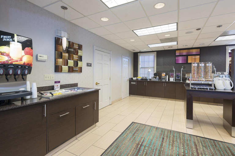 Food & Drinks 5, Residence Inn Grand Rapids West, Kent