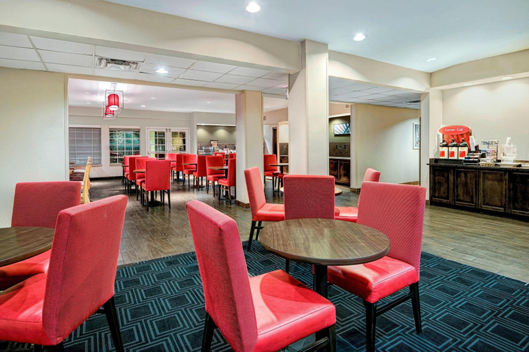 Food & Drinks 5, TownePlace Suites San Antonio Northwest, Bexar