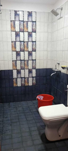 Bathroom 5, VNE Mira Resort, North Goa