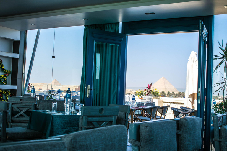 Food & Drinks 5, Pyramids Chill Out, Al-Ahram