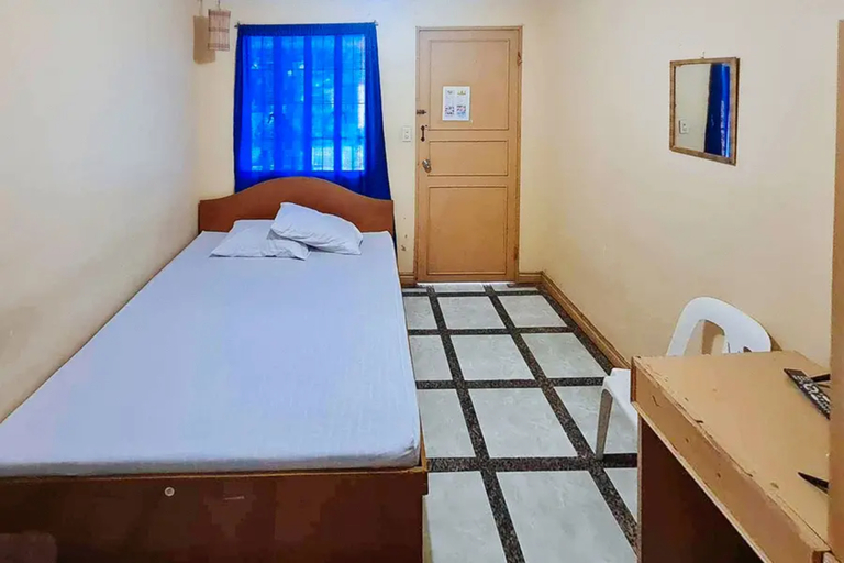 Bedroom 2, RedDoorz @ D'Little Egg Hostel Pangasinan, Urdaneta City