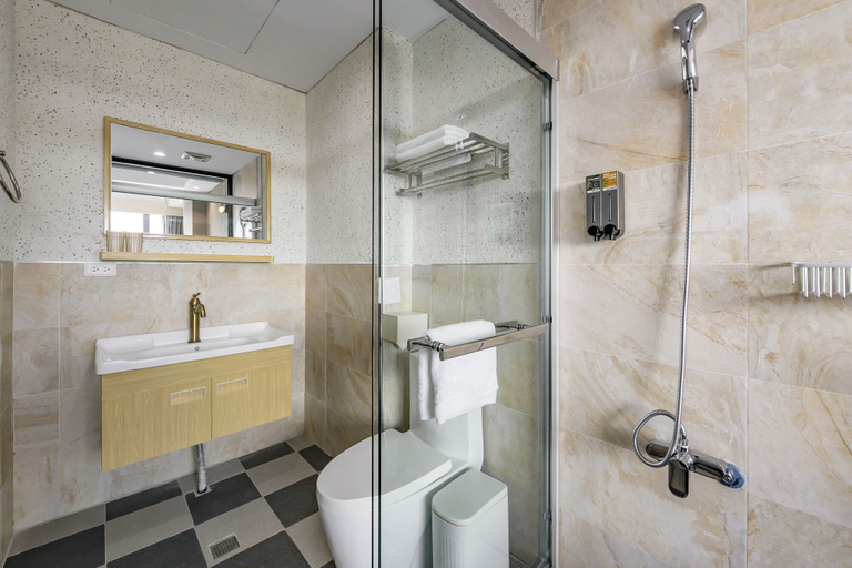 Bathroom 5, Kuma B&B, Hualien