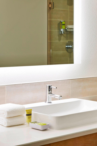 Bathroom 4, Element by Marriott Seattle Redmond, King
