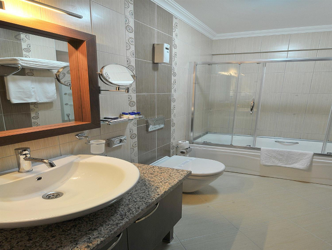 Bathroom 5, Rhiss Hotel Bostanci, Maltepe