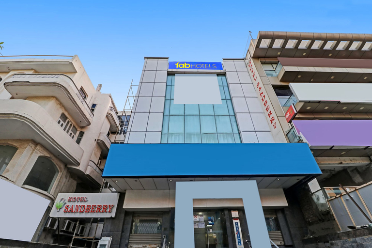 Exterior & Views 2, FabHotel Rayplus, Delhi