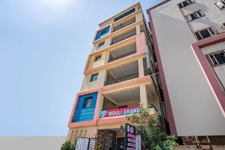 Exterior & Views 2, iROOMZ Hotel Mouli Grand, Ranga Reddy