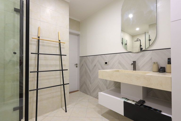 Bathroom 4, Grandstay Apartments, Durrësit