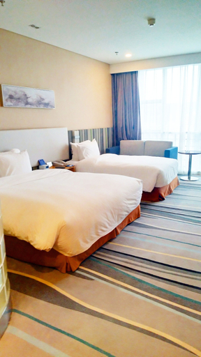 Bedroom 5, Holiday Inn Express BAOJI CITY CENTRE by IHG, Baoji