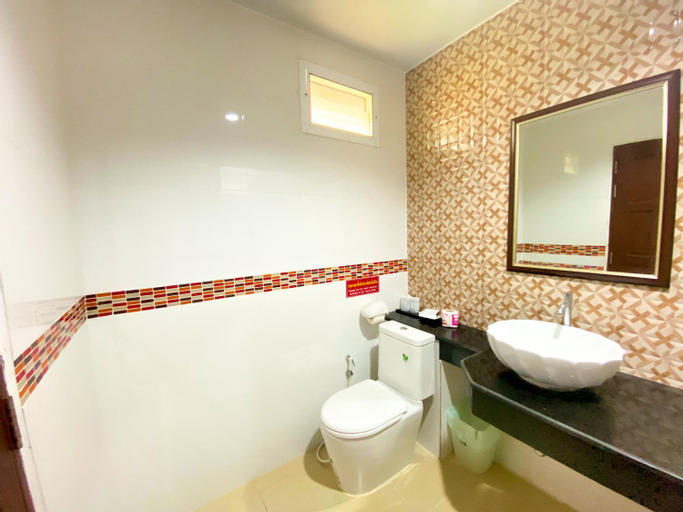 Bathroom 5