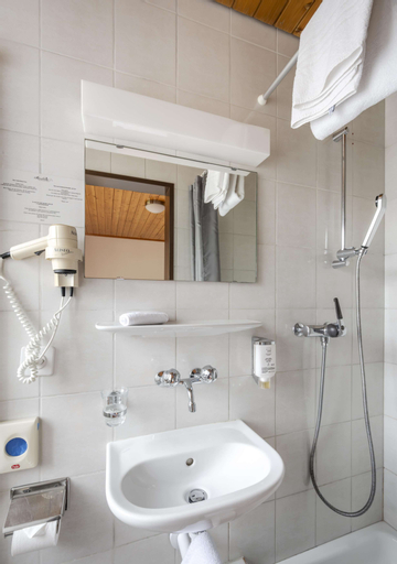 Bathroom 3