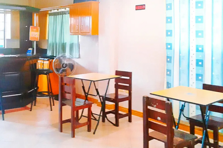 Food & Drinks, RedDoorz @ D'Little Egg Hostel Pangasinan, Urdaneta City