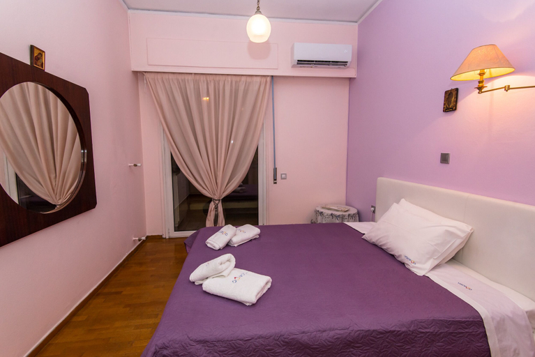 Bedroom 3, Athens Charm, Attica