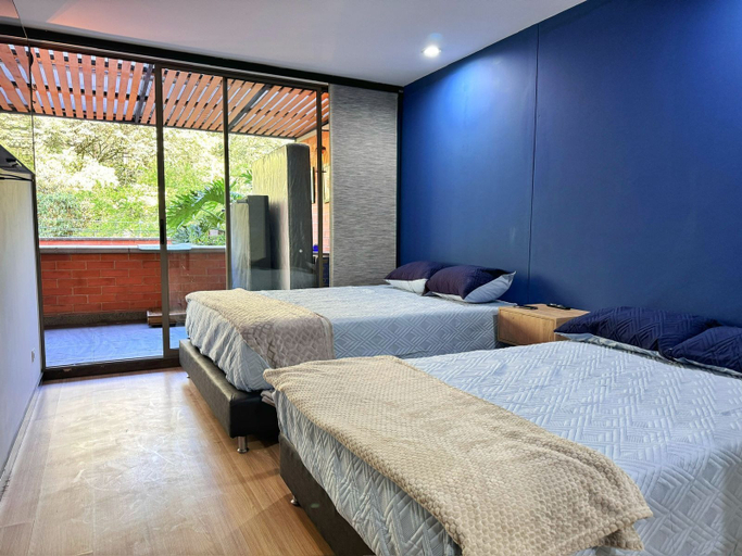 Bedroom 3, Yerbabuena, Medellín